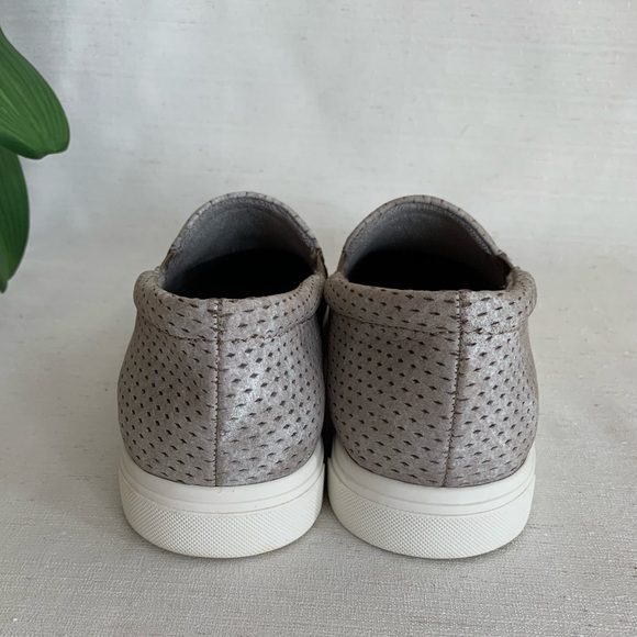 Naturalizer Mineral Taupe Leather Aileen Slip On Sneakers Women’s 9.5W - Picture 7 of 10